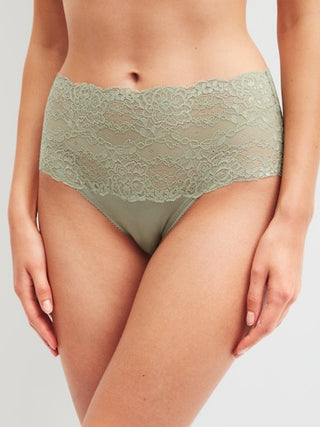 Sensual secrets -alushousut korkealla pitsivyötäröllä, tea green