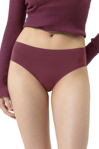 Simply Better Invisibles saumattomat alushousut, boysenberry