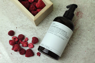 Evolve Organic Beauty: Super Berry Body Oil uudistava VARTALOÖLJY, 100ml